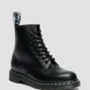 1460 Cizme cu șireturi din Smooth Leather cu cusături albe 1460 Cizme cu șireturi din Smooth Leather cu cusături albe