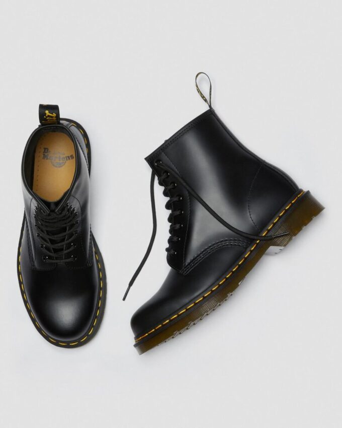 1460 Cizme din Smooth Leather cu șireturi 1460 Cizme din Smooth Leather cu șireturi