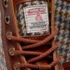1460 Pascal Fabricați în Anglia Cizme din piele și Harris Tweed 1460 Pascal Fabricați în Anglia Cizme din piele și Harris Tweed