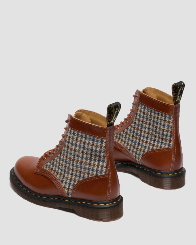 1460 Pascal Fabricați în Anglia Cizme din piele și Harris Tweed 1460 Pascal Fabricați în Anglia Cizme din piele și Harris Tweed
