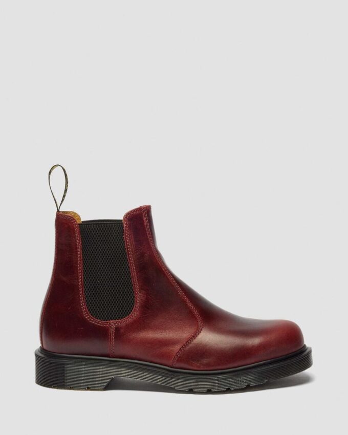 2976 Chelsea Boot clasic din piele de vițel, fabricat în Anglia 2976 Chelsea Boot clasic din piele de vițel, fabricat în Anglia