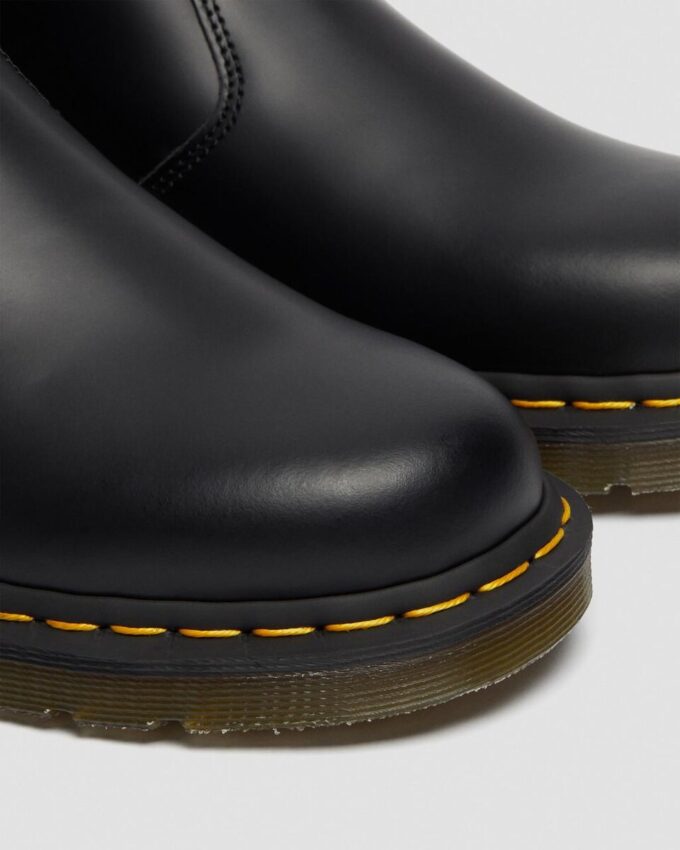 2976 Chelsea Boot din piele Smooth Leather cu cusături galbene