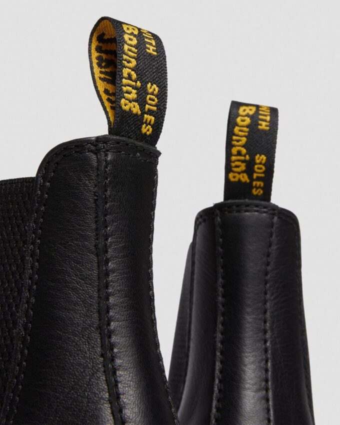 2976 Chelsea Boot din Virginia Leather pentru femei 2976 Chelsea Boot din Virginia Leather pentru femei