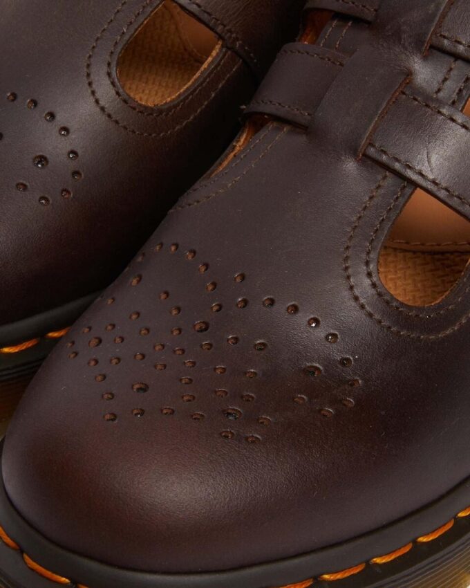8065 Pantofi Mary Jane din piele Crazy Horse 8065 Pantofi Mary Jane din piele Crazy Horse