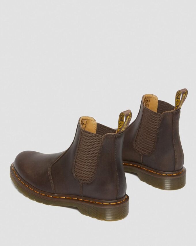 Chelsea Boot din piele Crazy Horse cu cusături galbene 2976 Chelsea Boot din piele Crazy Horse cu cusături galbene 2976