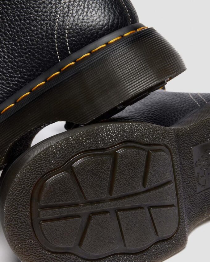 Cizme BUZZ 8-EYE din Nappa Leather măcinată