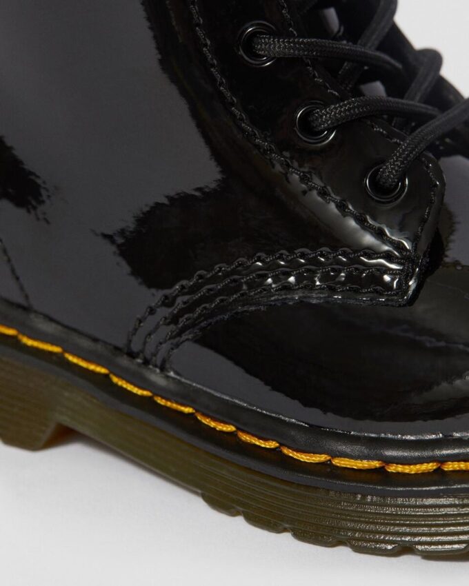 Cizme cu șireturi din Patent Leather 1460 pentru copii mici Cizme cu șireturi din Patent Leather 1460 pentru copii mici