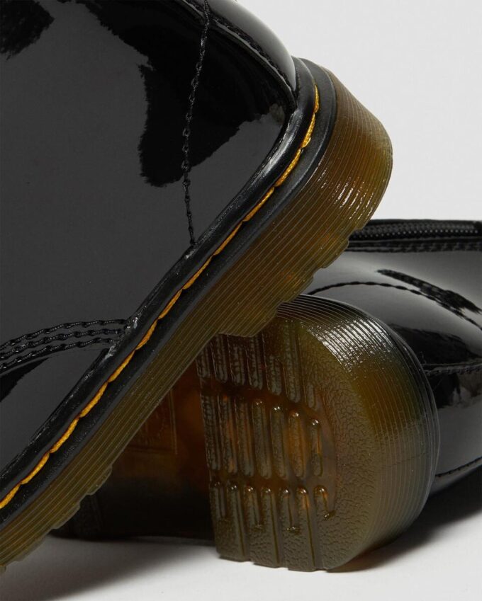 Cizme cu șireturi din Patent Leather 1460 pentru copii mici Cizme cu șireturi din Patent Leather 1460 pentru copii mici