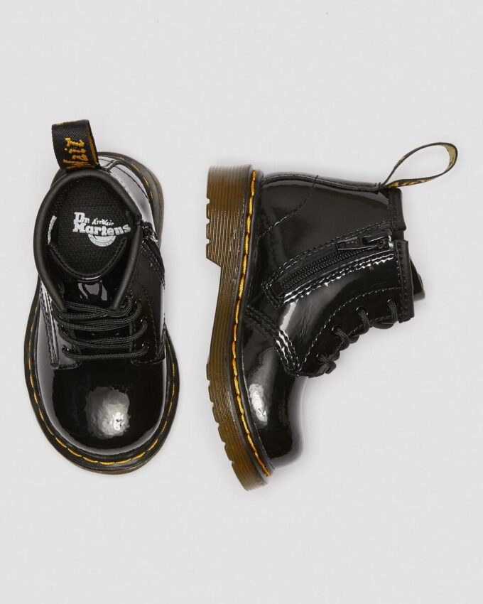 Cizme cu șireturi din Patent Leather 1460 pentru copii mici Cizme cu șireturi din Patent Leather 1460 pentru copii mici
