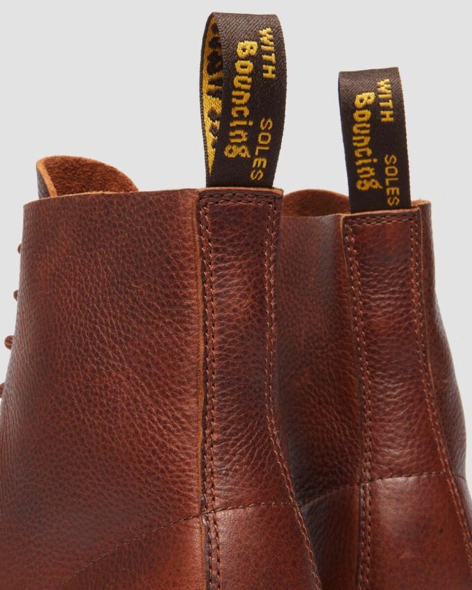 Cizme din piele Ambassador Leather cu șireturi 1460 Cizme din piele Ambassador Leather cu șireturi 1460