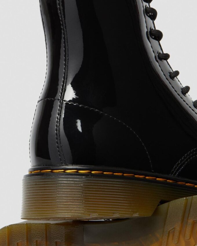 Cizme pentru tineri 1460 din Patent Leather cu șireturi Cizme pentru tineri 1460 din Patent Leather cu șireturi