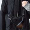 Mini Heart Kiev & Geantă din Patent Leather Mini Heart Kiev & Geantă din Patent Leather
