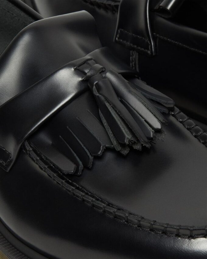 Mocasini Adrian din piele Smooth Leather cu ciucuri Mocasini Adrian din piele Smooth Leather cu ciucuri
