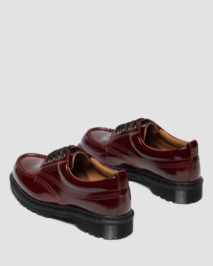Pantofi Lowell din piele lăcuită cu vârf moc Pantofi Lowell din piele lăcuită cu vârf moc