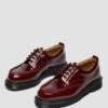 Pantofi Lowell din piele lăcuită cu vârf moc Pantofi Lowell din piele lăcuită cu vârf moc