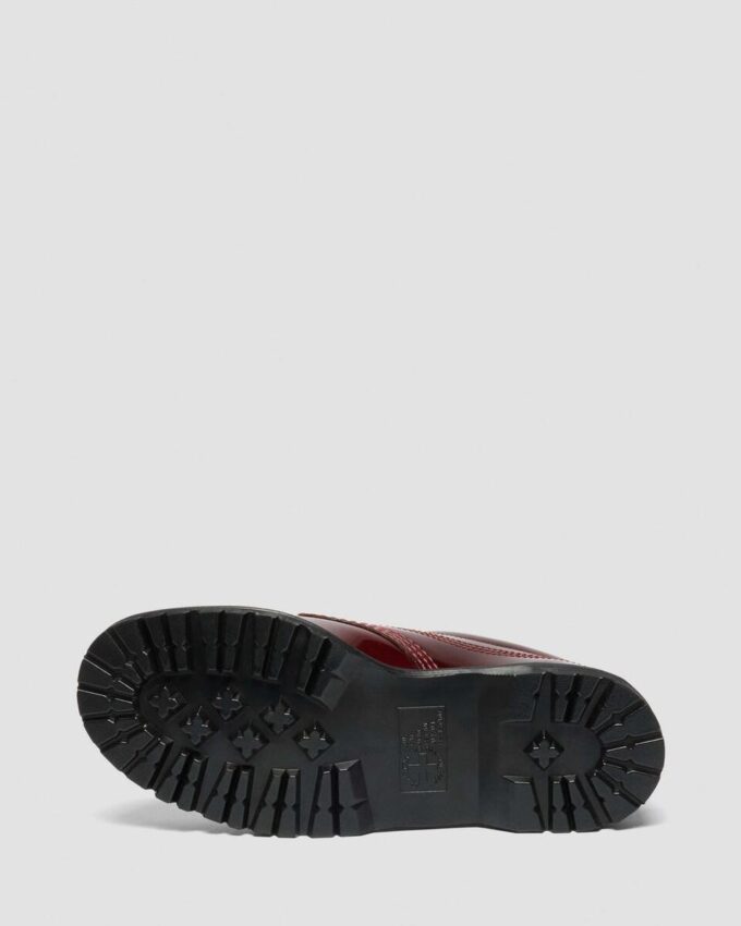 Pantofi Lowell din piele lăcuită cu vârf moc Pantofi Lowell din piele lăcuită cu vârf moc