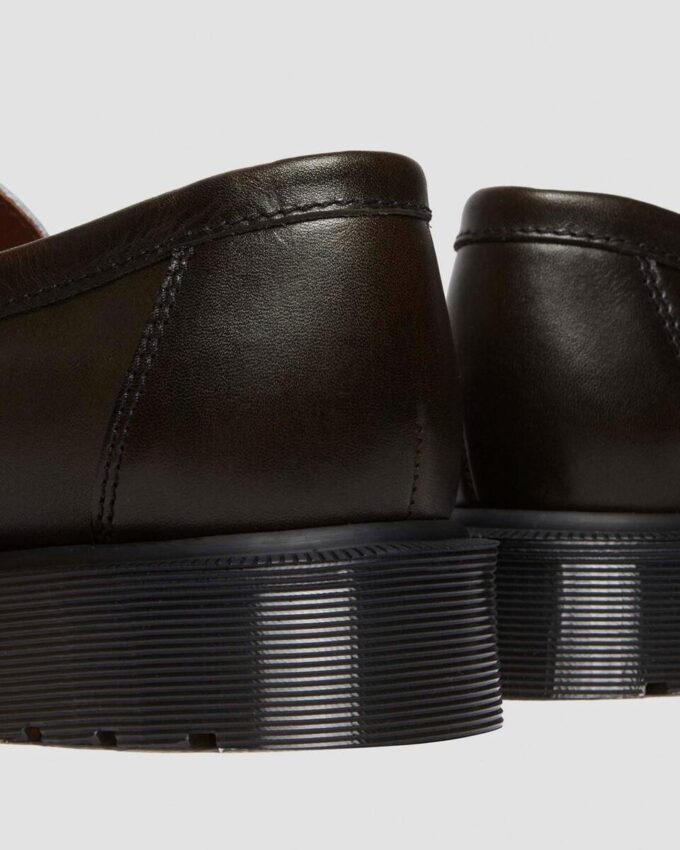 Penton Made In England Mocasin din piele în două nuanțe Penton Made In England Mocasin din piele în două nuanțe